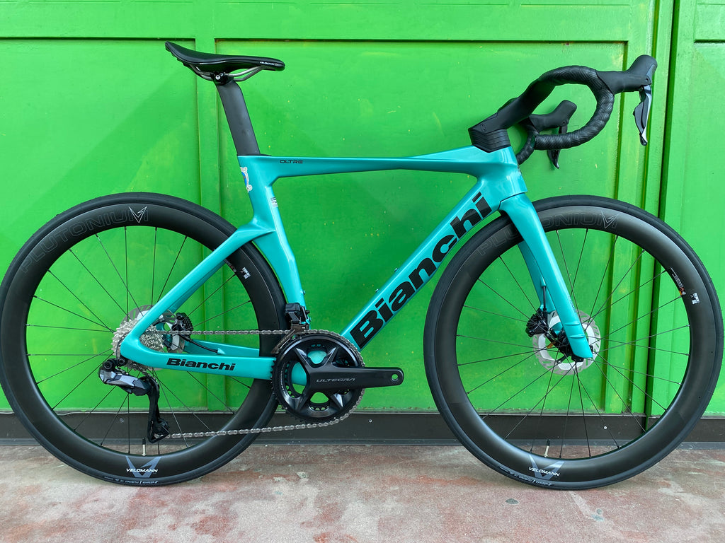 Bianchi Oltre Comp Ultegra Di2 con Manubrio Oltre Rc Monoscocca